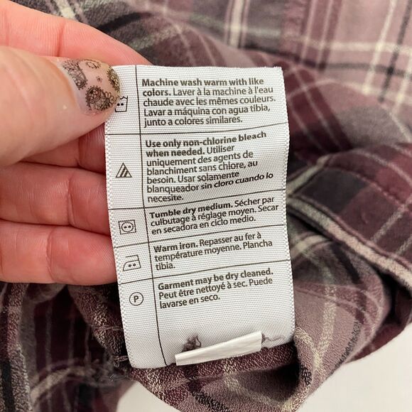 Carhartt Flannel Shirt Purple Plaid Button Up Cotton Workwear Womens Medium - Picture 8 of 9